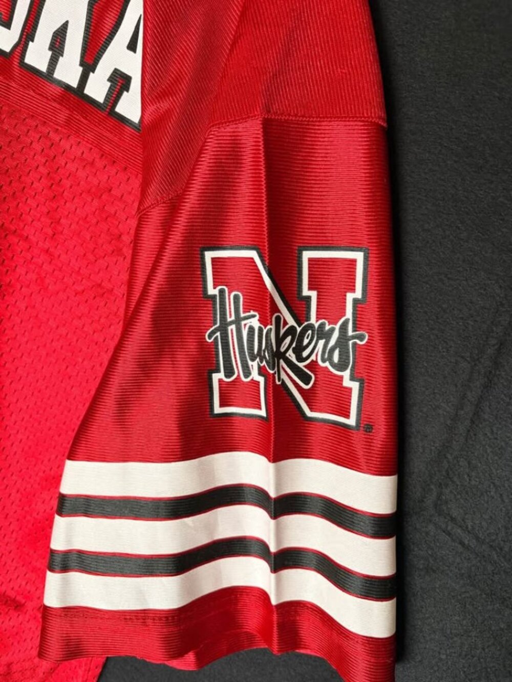 🌽 Nebraska Huskers Colosseum Football Jersey Shirt – Men’s L/XL – NEW - Picture 6 of 10